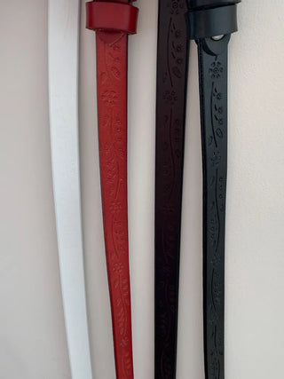 Drawing Vintage Pattern Thin Leather Slim Belt