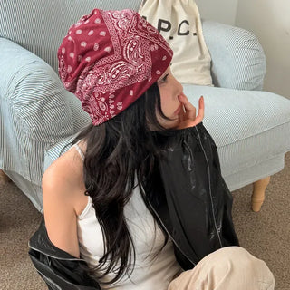 Disstored Paisley Twist Pattern Beanie Hat