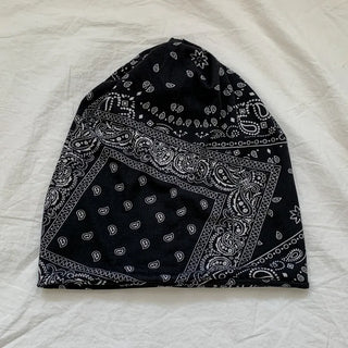 Disstored Paisley Twist Pattern Beanie Hat
