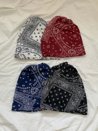 Disstored Paisley Twist Pattern Beanie Hat
