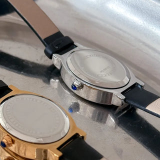EKE Oval Classic Silver Leather Wristwatch