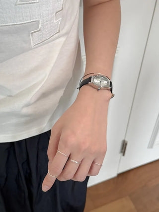EKE Oval Classic Silver Leather Wristwatch