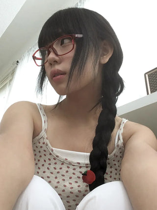 Tangent Retro Square Frame Horn-rimmed Glasses