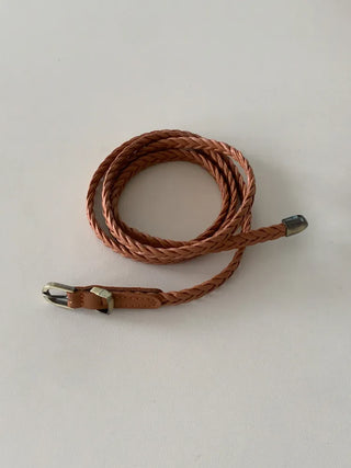 Flat Twist Slim Leather Belt