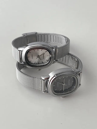 Silver Mesh Metal Strap Wristwatch