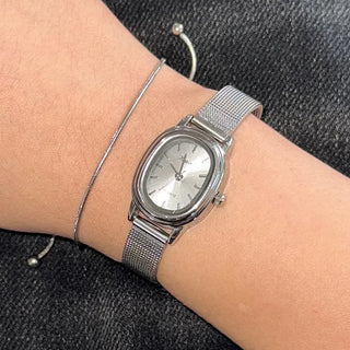 Silver Mesh Metal Strap Wristwatch