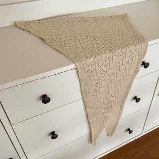 Cozy Leaf Knit Triangle Face Shawl Scarf