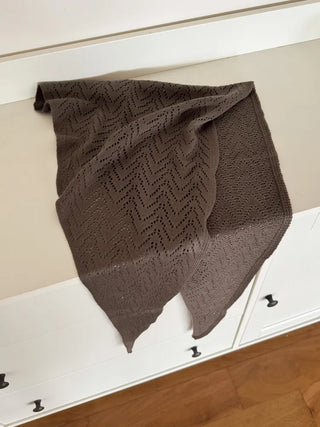 Cozy Leaf Knit Triangle Face Shawl Scarf