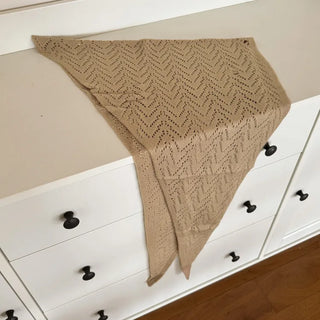 Cozy Leaf Knit Triangle Face Shawl Scarf