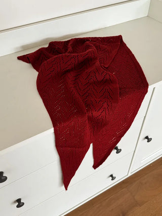 Cozy Leaf Knit Triangle Face Shawl Scarf