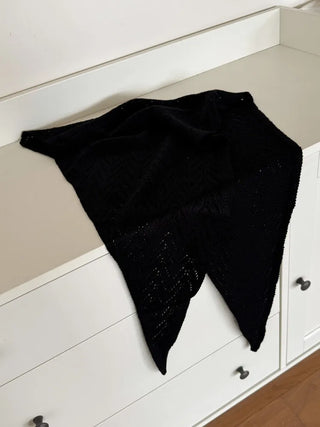 Cozy Leaf Knit Triangle Face Shawl Scarf