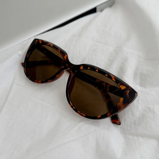 Wide Amber Bold Cat-Eye Tinted Sunglasses