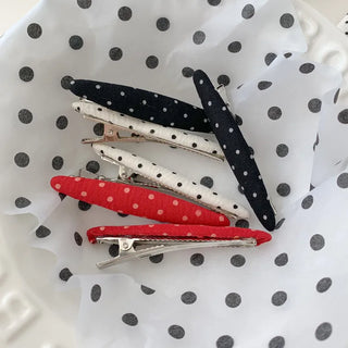 Kuku Dot Triangle Hair Clip