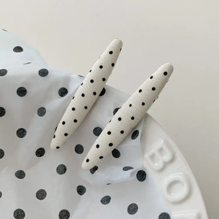 Kuku Dot Triangle Hair Clip