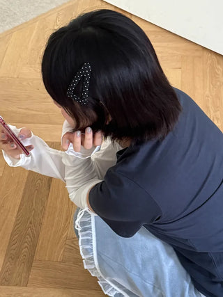 Kuku Dot Triangle Hair Clip