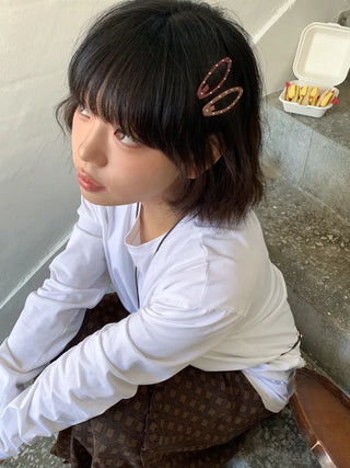 Dot Oval Point Snap Hair Clip