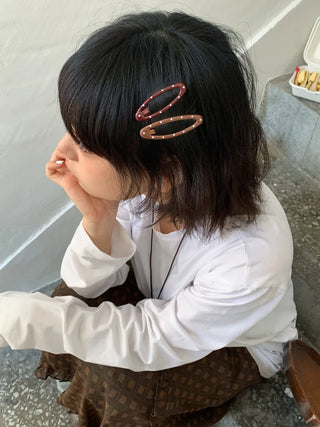 Dot Oval Point Snap Hair Clip