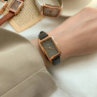 Back-to-School Leather Watch Round Square Leather Daily Women's Wristwatch