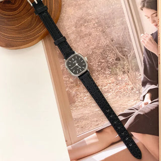 Back-to-School Leather Watch Round Square Leather Daily Women's Wristwatch