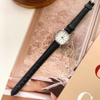 Back-to-School Leather Watch Round Square Leather Daily Women's Wristwatch