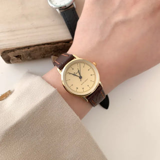 Back-to-School Leather Watch Round Square Leather Daily Women's Wristwatch