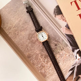 Back-to-School Leather Watch Round Square Leather Daily Women's Wristwatch