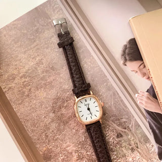 Back-to-School Leather Watch Round Square Leather Daily Women's Wristwatch