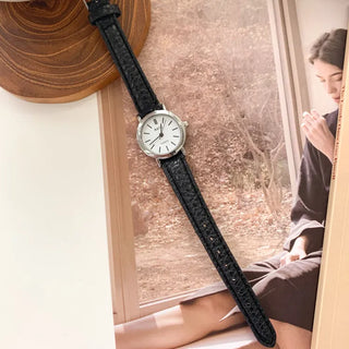 Back-to-School Leather Watch Round Square Leather Daily Women's Wristwatch