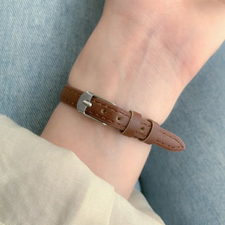 Back-to-School Leather Watch Round Square Leather Daily Women's Wristwatch