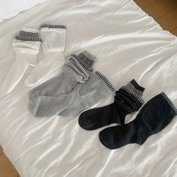 Loop Stripe Point Striped Socks