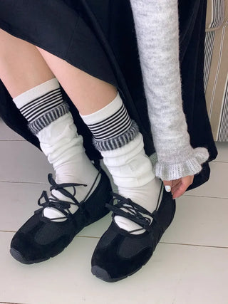 Loop Stripe Point Striped Socks