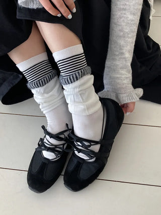 Loop Stripe Point Striped Socks
