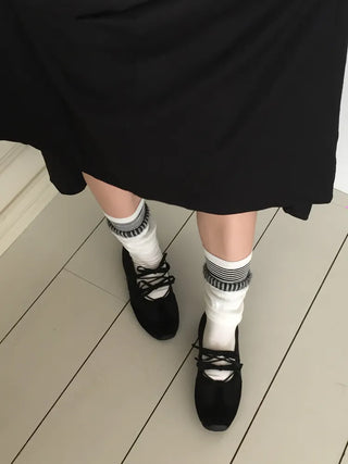 Loop Stripe Point Striped Socks
