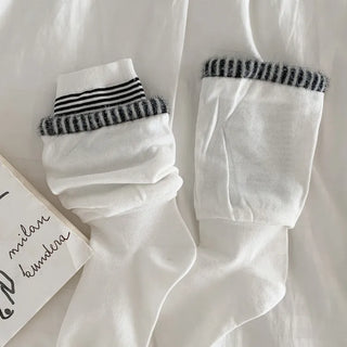 Loop Stripe Point Striped Socks
