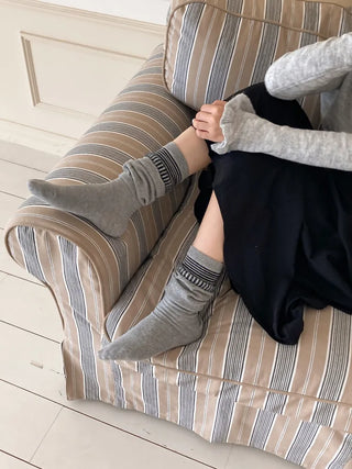 Loop Stripe Point Striped Socks