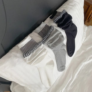 Loop Stripe Point Striped Socks