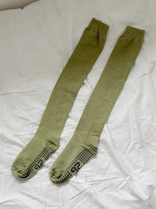 Slim High-Fit Yoga & Pilates Non-slip Over-the-Knee Long Socks