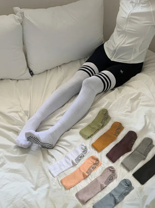 Slim High-Fit Yoga & Pilates Non-slip Over-the-Knee Long Socks
