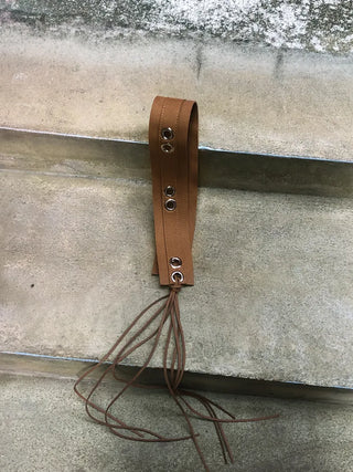 Mid-Strap Eyelet Punching Knot Strap Belt