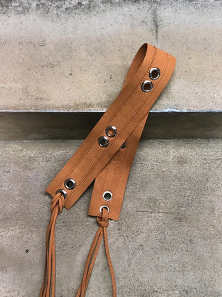 Mid-Strap Eyelet Punching Knot Strap Belt