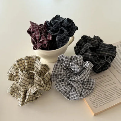 Cheki Mood Scrunchie