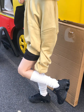 Stream Line Long Over-the-Knee Loose Socks