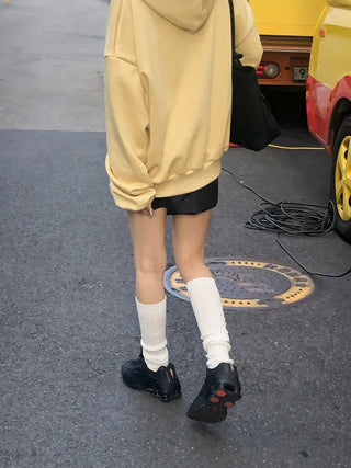 Stream Line Long Over-the-Knee Loose Socks