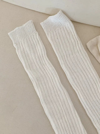Stream Line Long Over-the-Knee Loose Socks
