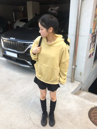 Stream Line Long Over-the-Knee Loose Socks