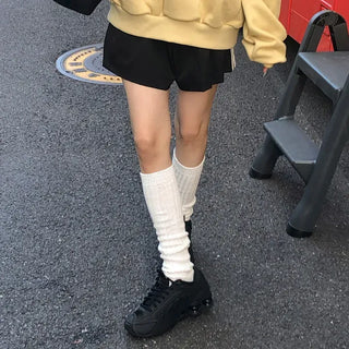 Stream Line Long Over-the-Knee Loose Socks