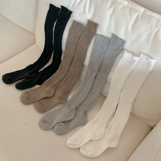 Stream Line Long Over-the-Knee Loose Socks