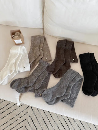 Silver Pendant Loose Fit Knit Long Pleated Warmer Socks