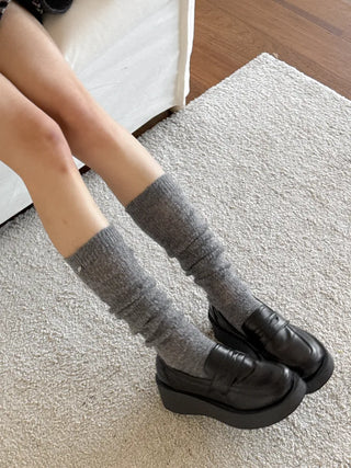 Silver Pendant Loose Fit Knit Long Pleated Warmer Socks