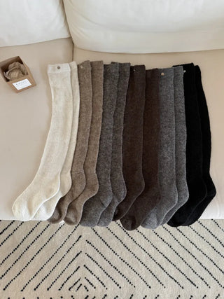 Silver Pendant Loose Fit Knit Long Pleated Warmer Socks